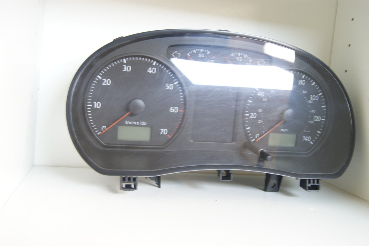 2006 VOLKSWAGEN POLO SPEEDOMETER / INSTRUMENT CLUSTER  6Q0920903E