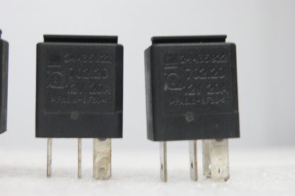 4X RELAY GM VAUXHALL 4 BLADE 12V 20A  BLACK 24435922