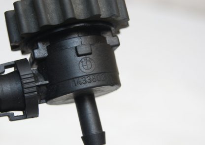 BMW Fuel Tank Breather Valve 1433602