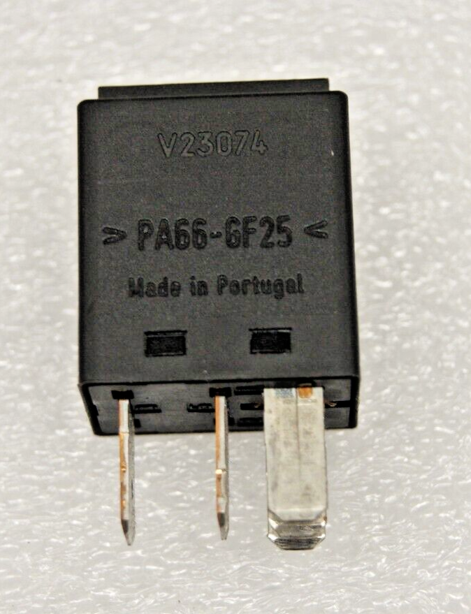 Audi VW 5-Pin Black Relay  8Z0951253 Tyco V23074-A1001-X50