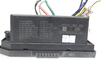284B7 JD02E NISSAN J10  QASHQAI FUSE BOX UNDER BONNET