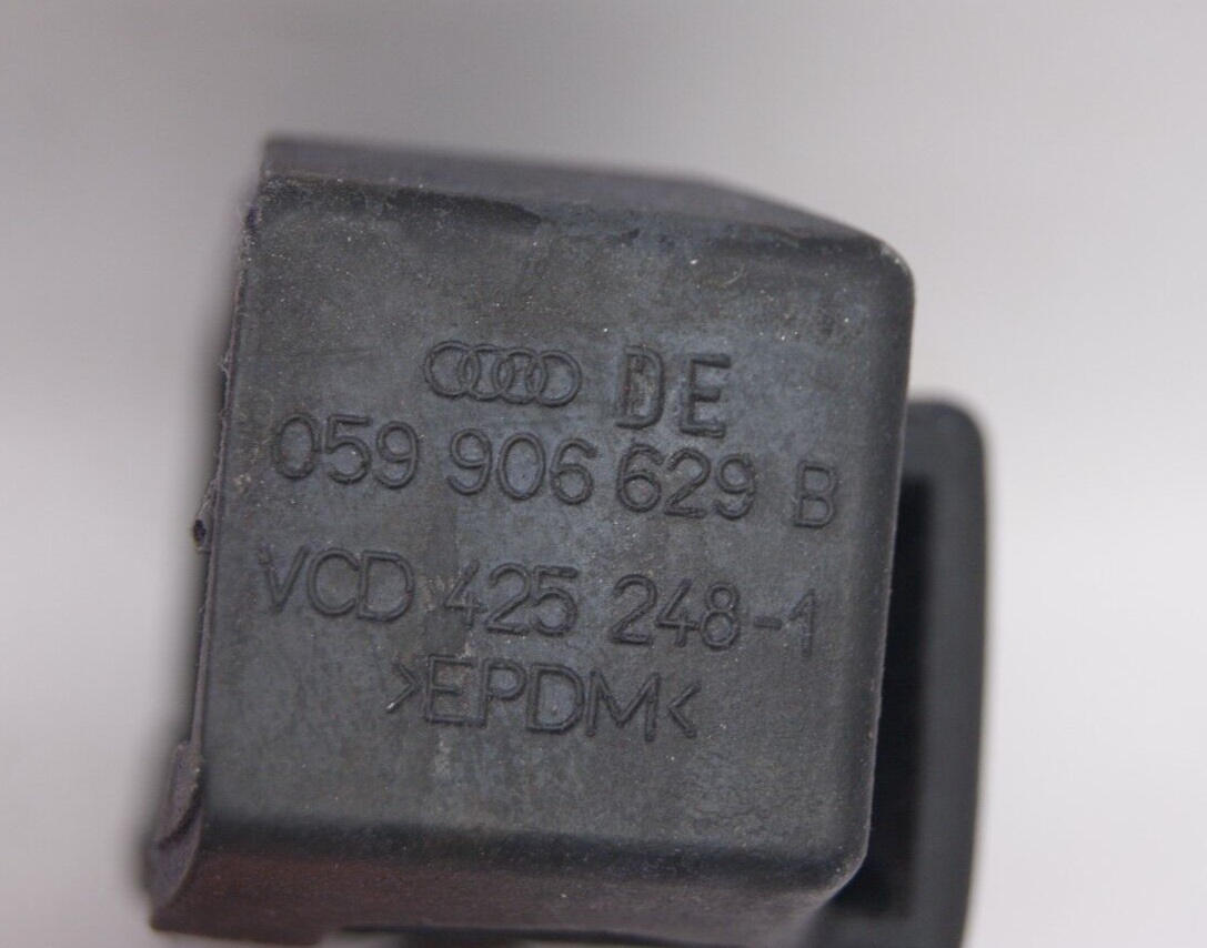 059906629B RUBBER BRACKET FOR 059906627B 059906627C Audi A6 C6 Vacuum pump.