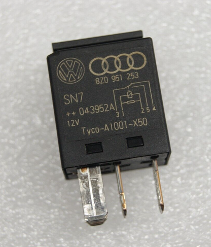 Audi VW 5-Pin Black Relay  8Z0951253 Tyco V23074-A1001-X50