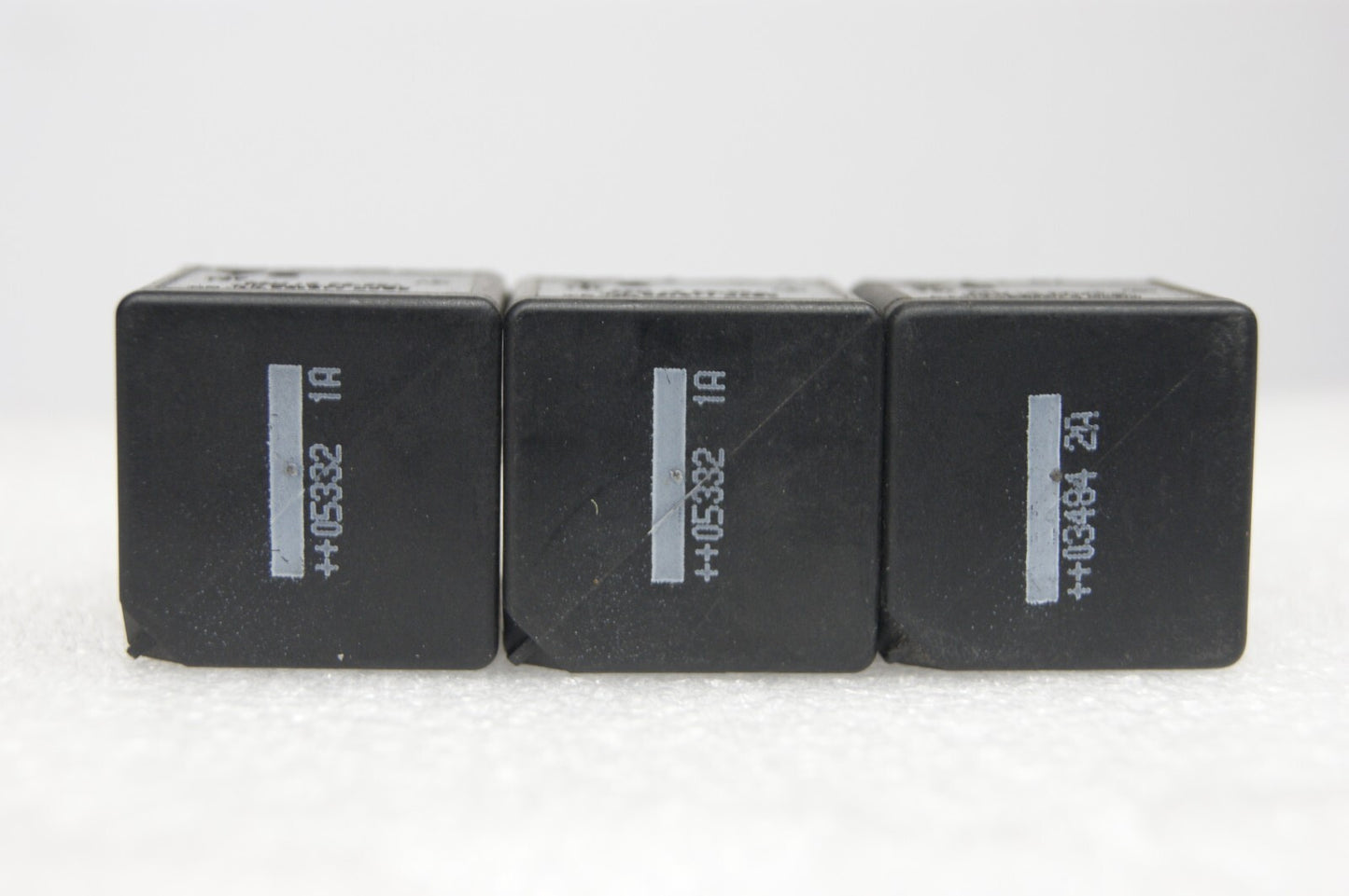 3 X Relay Ford  4-Pin Black  2S7T-14B192-AA V23136-B1-X66 12V 40A