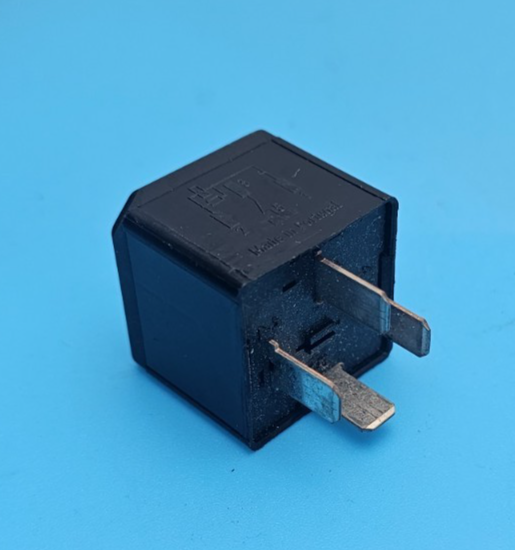5M5T-14B192-CA FORD JAGUAR  4-PIN BLACK RELAY  V23136-B1-X66 12V 40A PA BUTZA