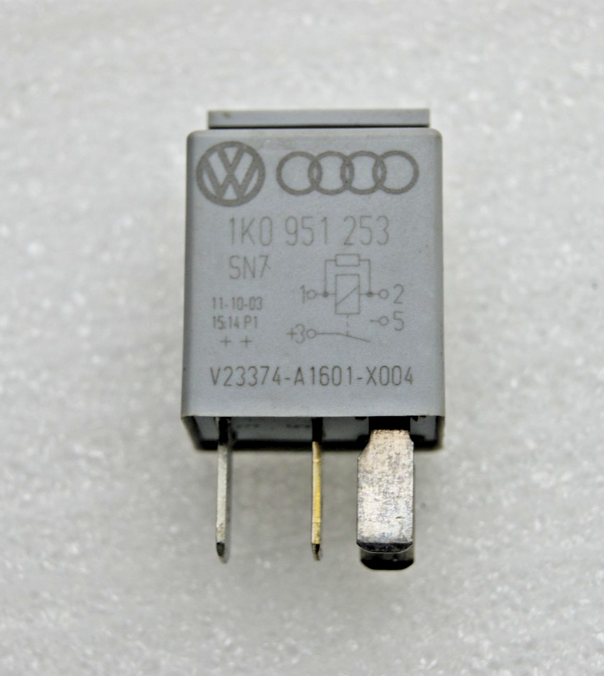 Audi VW Seat Skoda Multi-Use GREY 4 PIN Relay  1K0951253