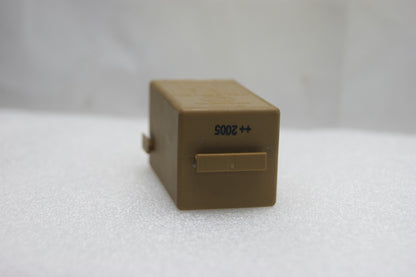 BMW E36 E46 E39 E60 E63 E83 E53 DOUBLE RELAY BROWN 61368384505