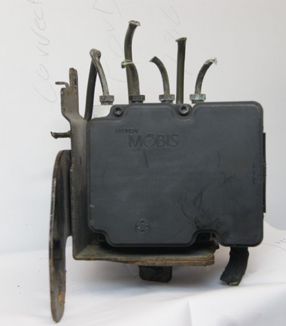 61589 45200 KIA  ABS PUMP  58910-1Y800