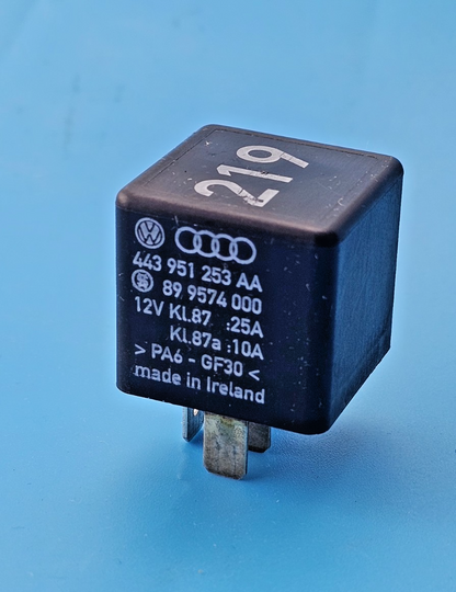 Audi VW Seat Skoda Engine 5-Pin Relay 443951253AA 899574000
