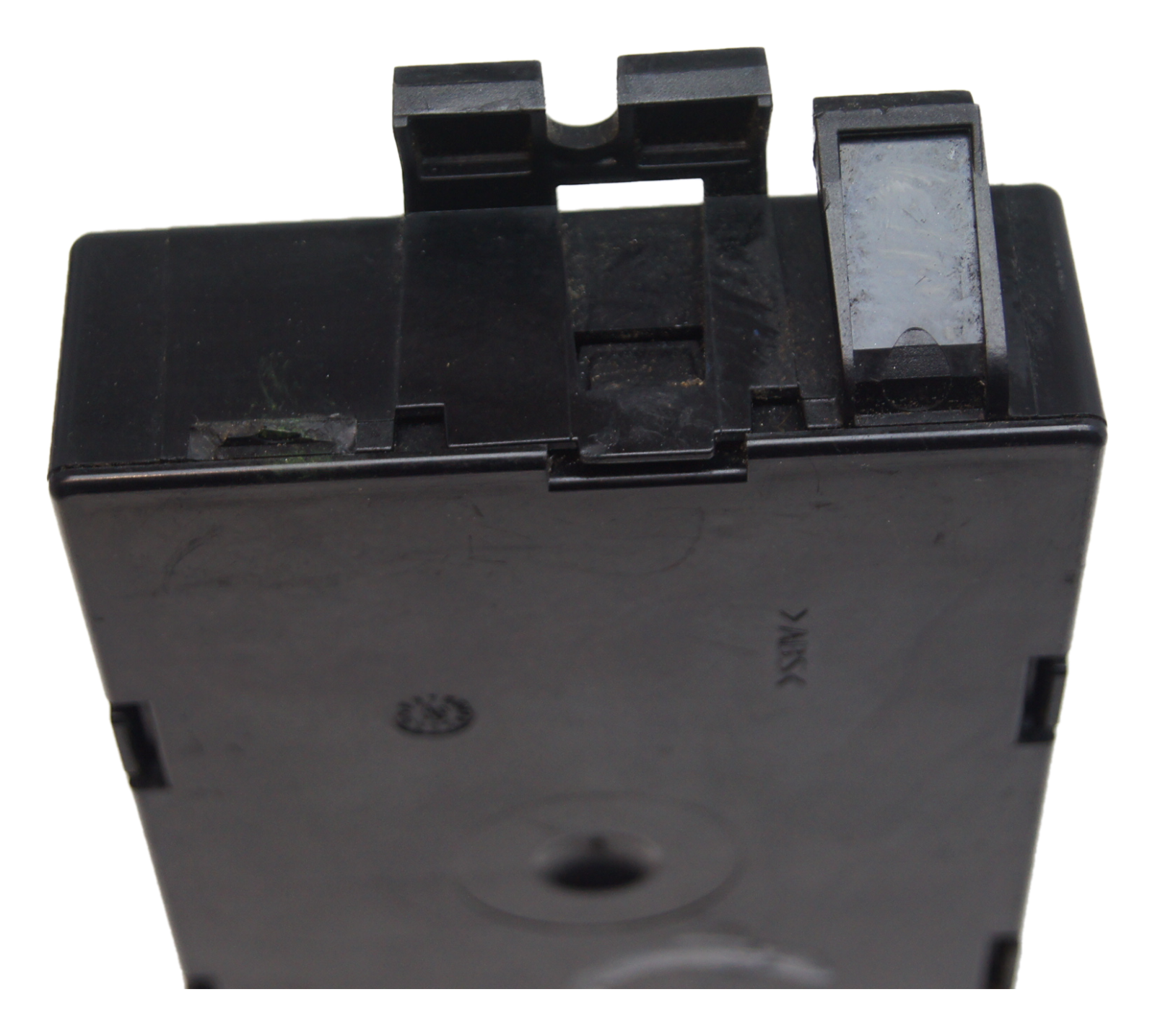 TRAFIC  VIVARO  PRIMASTER BODY CONTROL MODULE 8200530976--M. VIRGIN
