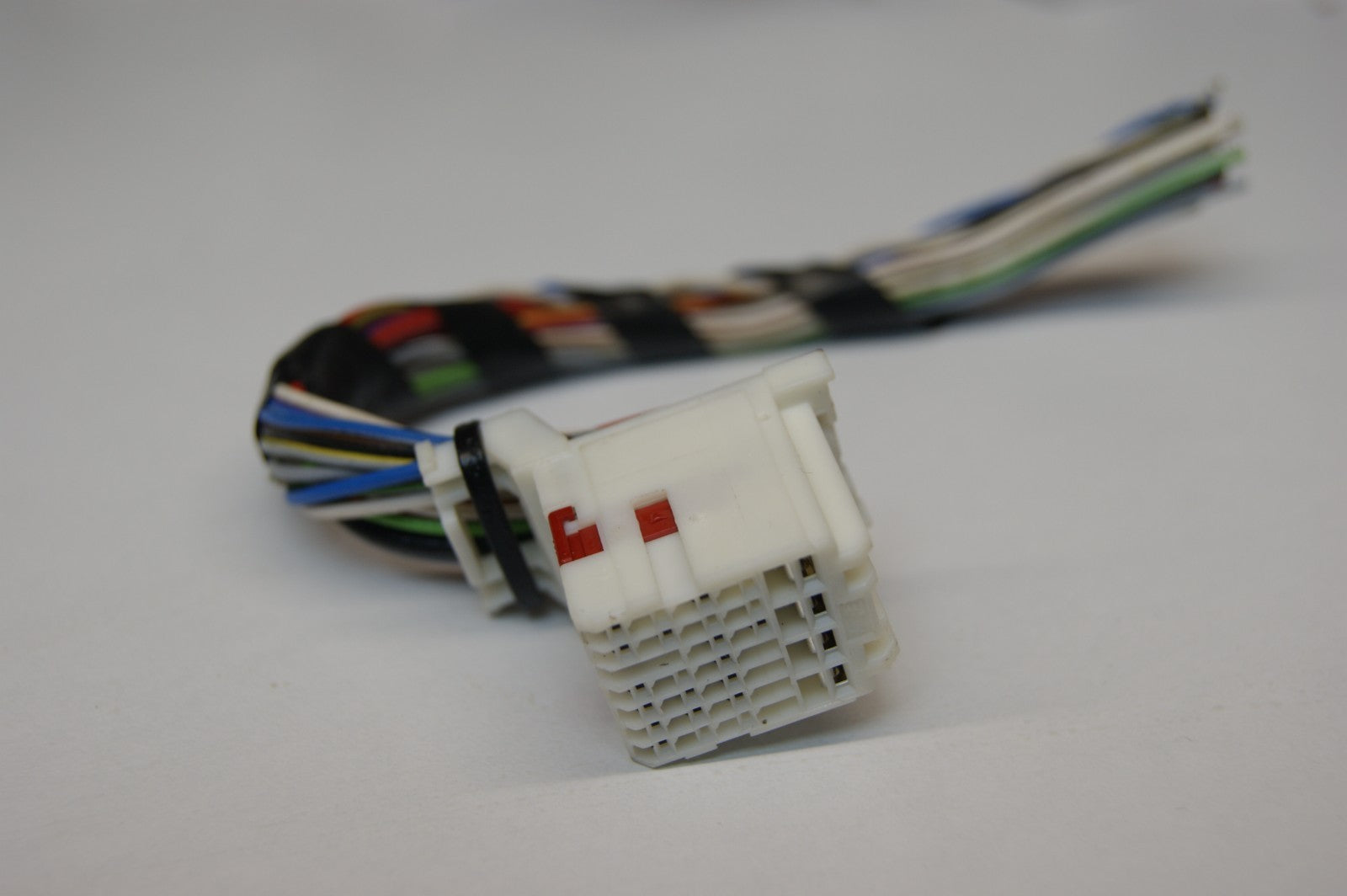 Bcm plug vauxhall white plug