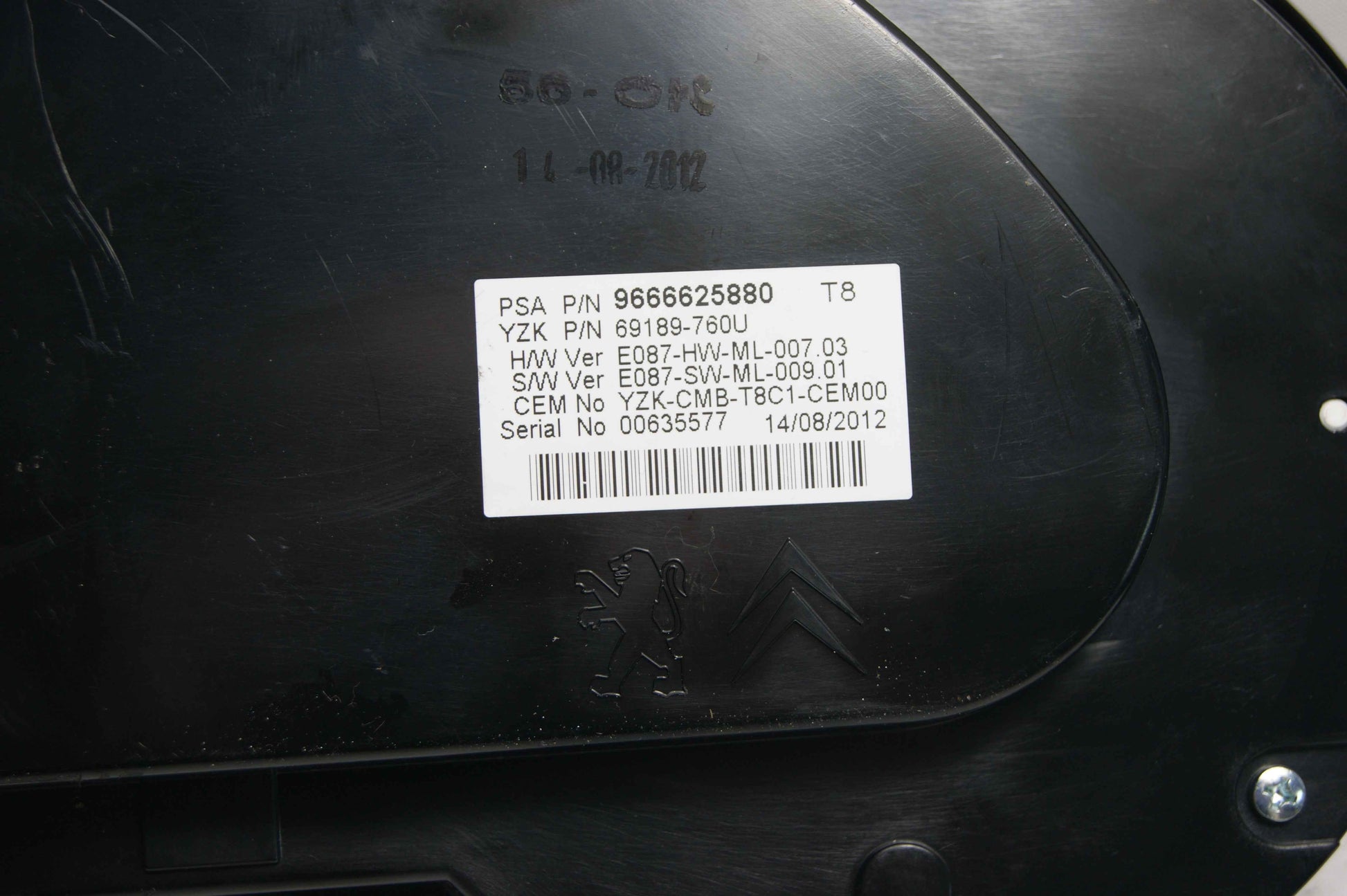 Peugeot 3008 MK1 1.6 HDi Diesel Instrument Cluster Speedo Clocks 9666625880
